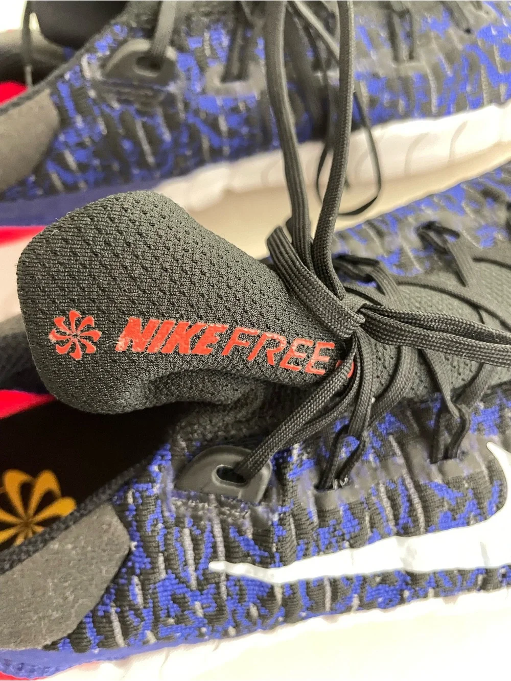 Nike Free Run 5.0 Mens Size 9.5 Black Concord Cinnabar Shoes